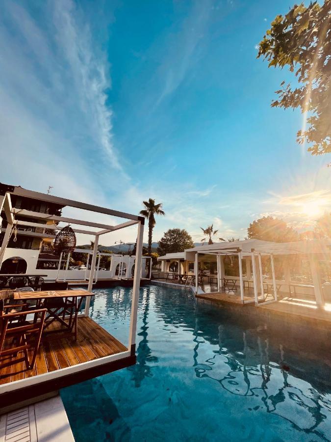 Hotel Afrodite Neoi Poroi Esterno foto