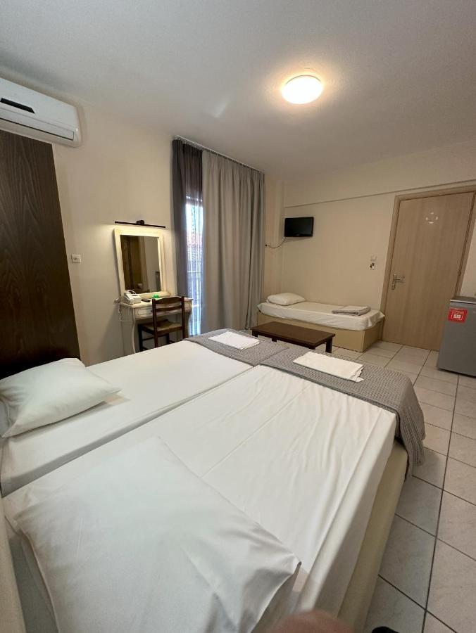 Hotel Afrodite Neoi Poroi Esterno foto