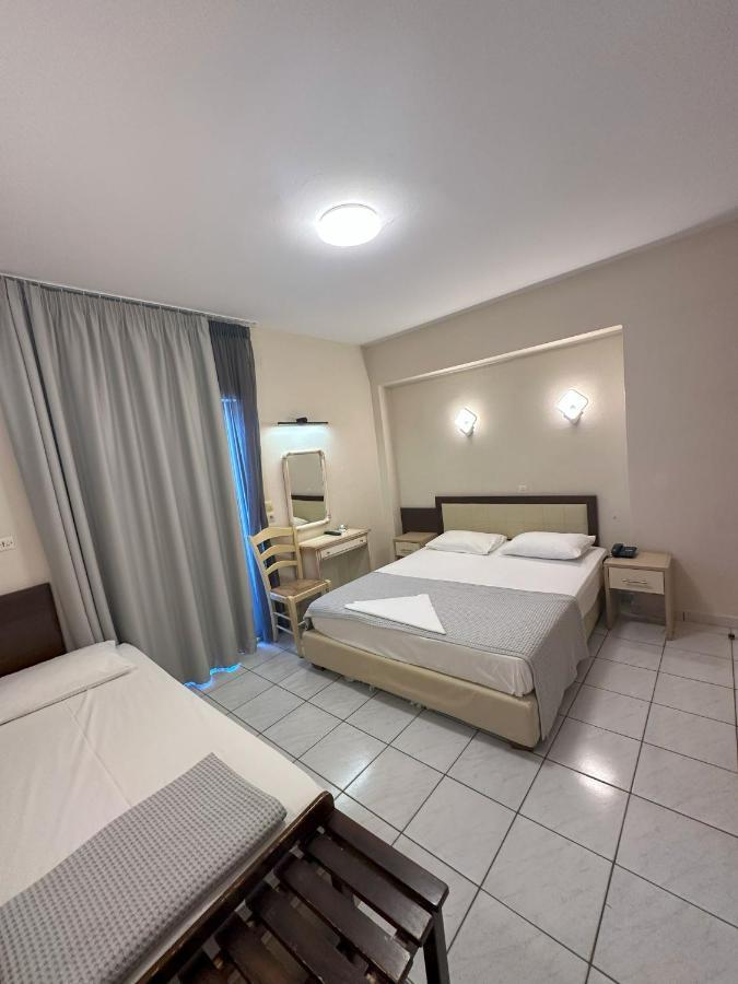 Hotel Afrodite Neoi Poroi Esterno foto