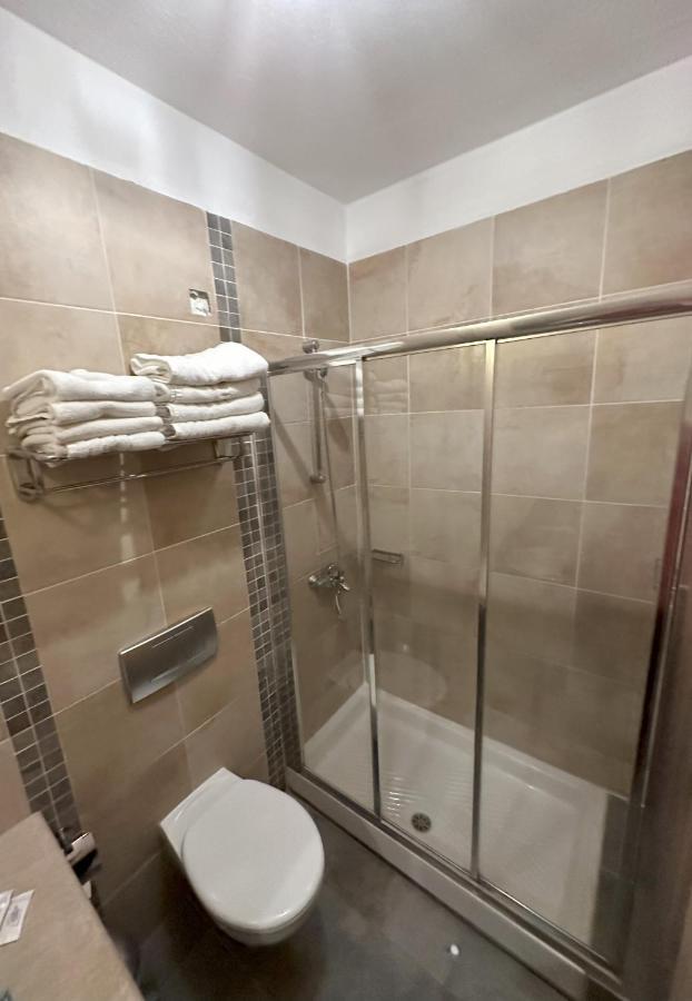 Hotel Afrodite Neoi Poroi Esterno foto