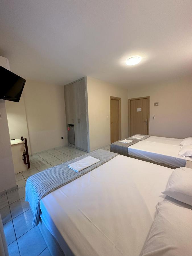 Hotel Afrodite Neoi Poroi Esterno foto